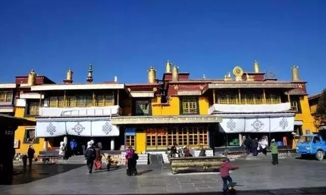 拉萨最重要的财神庙——扎基寺的由来与传说