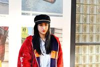 街拍:把“下装消失”演绎到秋冬季节的美女