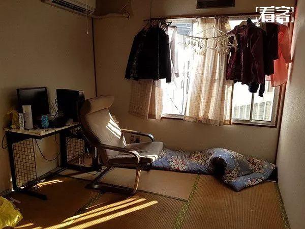 Pictures of Life in Isolation: Japan's Hikikomori
