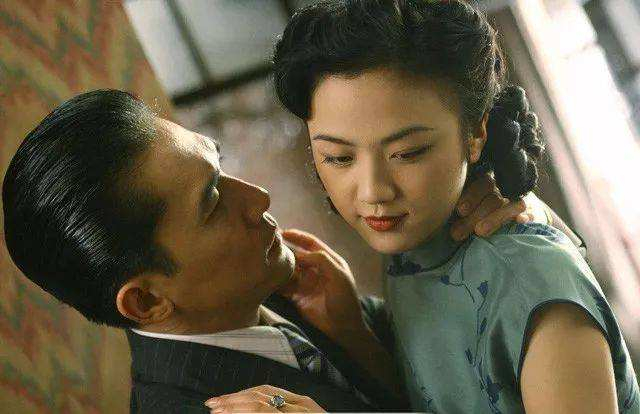 花花公子孔令侃竟要娶舅舅的小姨妹为妻,是伤害蒋经国最深的人|宋美龄|孔祥熙|宋子文|扬子|白兰花_新浪新闻
