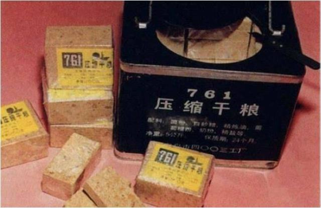回顾我军单兵口粮的发展历程,看看解放军如何吃出战斗力?