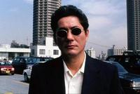 日本著名导演北野武为小三净身出户却后悔了?