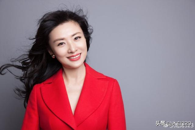 周涛年过50,为什么不再主持央视春晚,却接连主持山东卫视春晚?|央视|周涛|山东卫视_新浪新闻