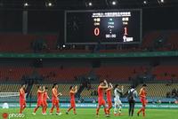 国足0比1输泰足!卡帅到底是帅还是“蟀”?