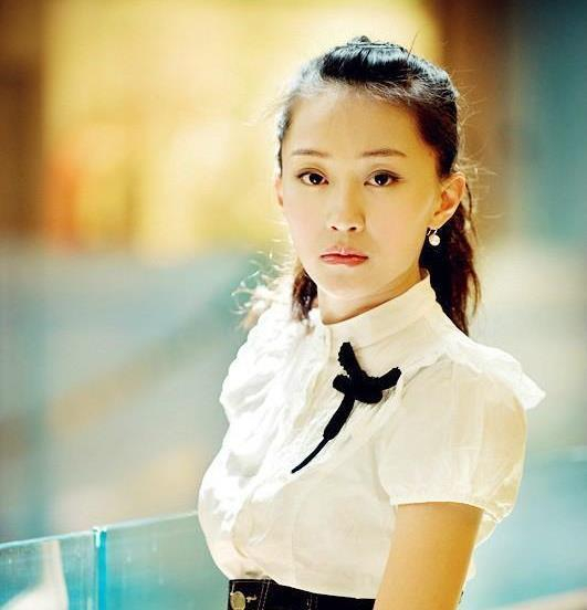 娱乐圈中10位姓蒋的女明星,漂亮有气质,蒋勤勤是最漂亮的!