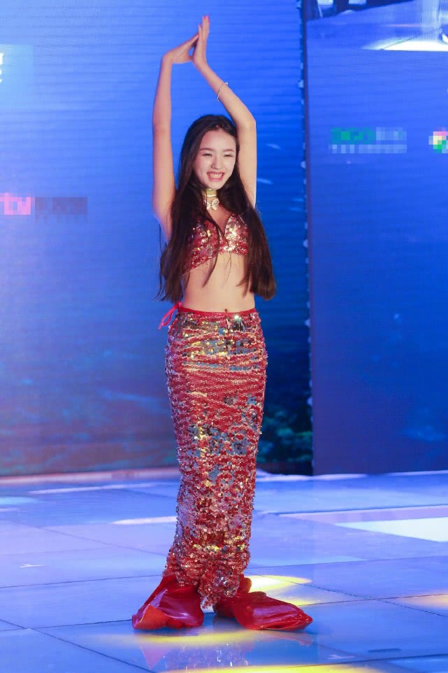 林允参加《美人鱼》海选照曝光,纯美又惊艳,今力证脸型无变化|林允|脸型|美人鱼