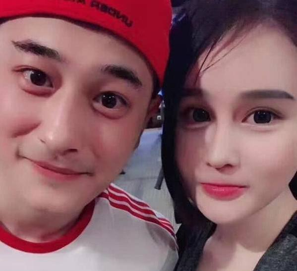 赵本山女儿男友疑宣布分手,东关小犟虎背着球球给女主播刷十几万?