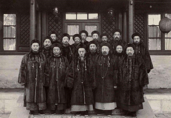 晚清的黄龙旗也是中国史上第一面“国旗”,但它却是被迫诞生的|清政府|旗帜|列强|船只|湘军_新浪新闻