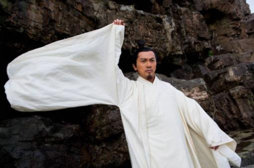 虚竹师傅是无崖子,为啥北冥不如段誉?答案和天山童姥有关!