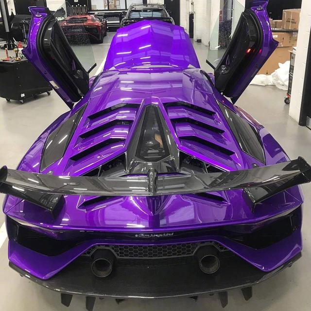 紫色兰博基尼埃文塔多svj果然紫色很