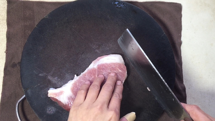 肉馅不用慢慢剁,剁肉省时又省力的小窍门,2分钟就剁好!