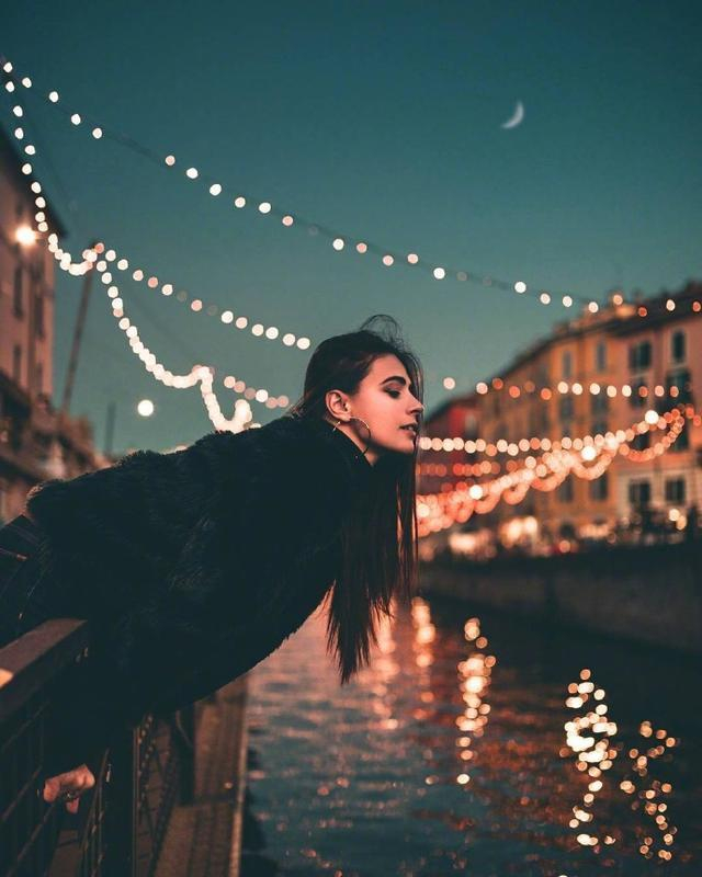 孤单失落的伤感的句子,戳中泪点,一个人默默流泪