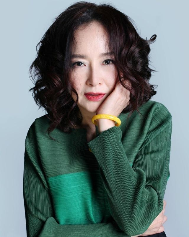 恬妞回望半生:我觉得一生的罪已经受完,女儿是我唯一的骄傲!