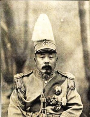 张勋复辟失败后,他的“辫子军”下场如何?