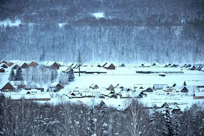 新疆禾木村冬季雪景