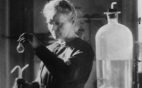 推开微观世界的大门:人类的基本粒子研究史