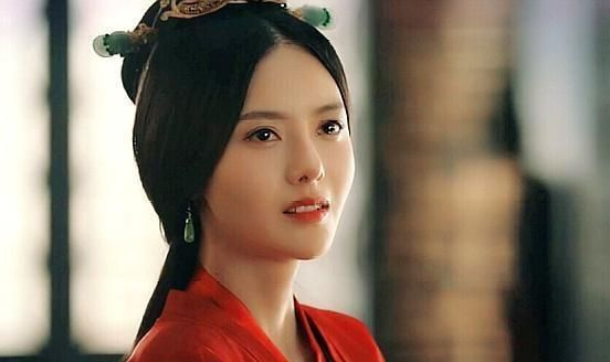 洛神甄宓的一组美照!张芷溪瑰姿艳逸,网友表示不如蔡少芬?