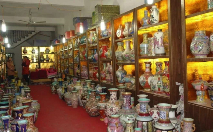 这几种古董店，一种开张吃三年，一种爱搭不理还赚钱！|赚钱|店铺|老货|古董|较量|高手|半吊子|圈子|新手|脸皮_新浪新闻