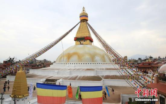 资料图片：尼泊尔当地庆祝佛诞节。中新社记者 张晨翼 摄