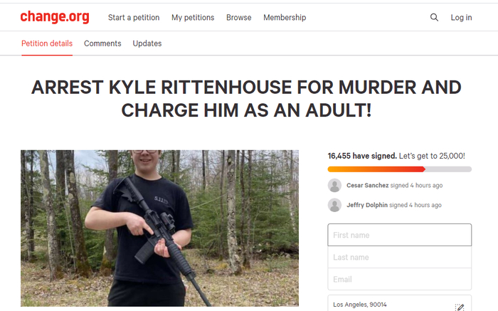 （图为抗议者要求将该少年按照成人犯处置）