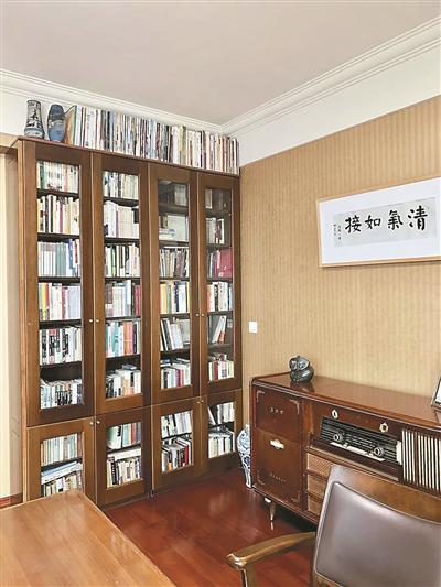  新书房一角