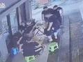 25岁女子拒陌生男子搂抱被打成脑震荡 2名嫌疑人被行拘13天
