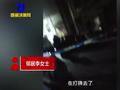 小孩被父母锁车里一天身亡邻居发声 :父母到处找 但不记得在车里