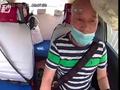 四川一的哥与时间赛跑救乘客 交警:将按规定撤销其闯红灯处罚