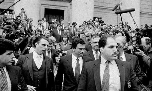 米尔肯被判有罪当天吸引了众多媒体报道