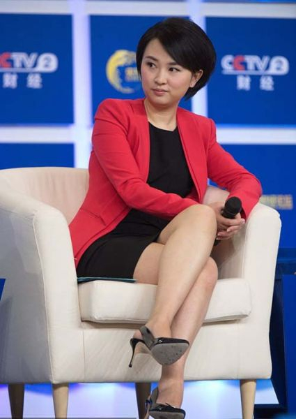 　　 央视财经频道“被带走女主持”证实为《第一时间》栏目女主播欧阳智薇。  CFP 图