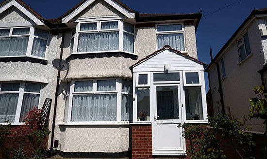 资料图：萨劳位于伦敦西部的家。他被指控在这里制造了美股的惊天“大闪崩”。