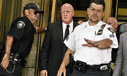 威风扫地被判有罪