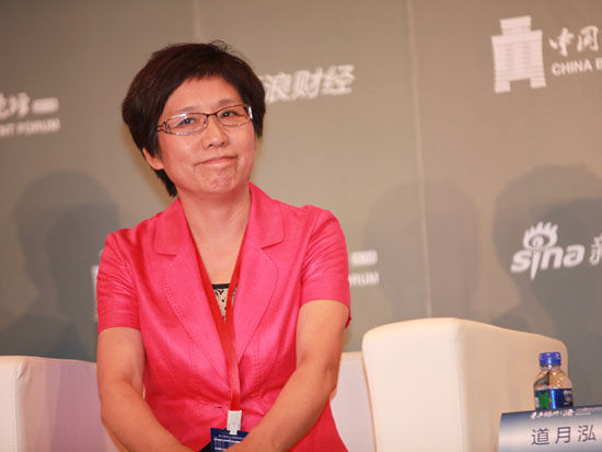 “2015银行业发展论坛”于7月9日在北京举行。上图为宁夏银行董事长道月泓。(图片来源：新浪财经)