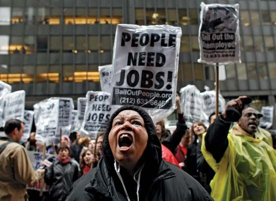 虽然大衰退最糟糕的日子已经过去，但是严格说，美国至今也没有完全走出泥潭