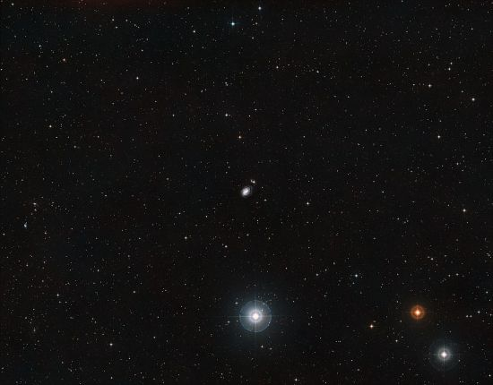 宽视场照片，显示星系NGC 1187附近天区