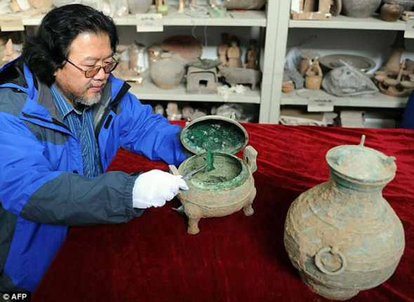 在中国陕西/新疆发现古代饭食