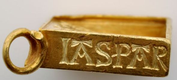 卡斯帕的名字被拼错，这种雕刻图案在16世纪非常流行。