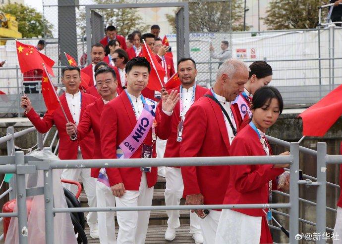 “中国奥运代表团：巴黎奥运开幕式展现团结力量”