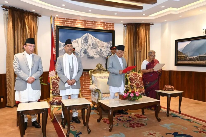 73歲女法官臨危受命，接手高原山國“燙手山芋”