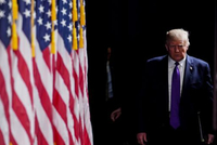 又来？特朗普威胁对韩国加征关税，真实目的是？