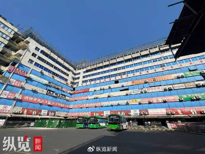 吴燕的商铺当年开在泸州公交商城。（来源/@四川泸州白骨案受害者儿子）