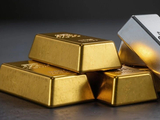 现货黄金涨超1%，金价重回5000美元/盎司