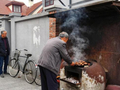 孔明珠：上海街头烘山芋