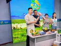 （乡村行·看振兴）草原村播：一根网线连山海