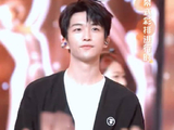 看现场！黄子弘凡北影节闭幕式登台