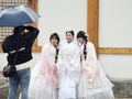 延边朝鲜族服饰旅拍火爆 降雨难挡游客热情