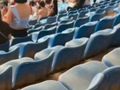 游客投诉演唱会座椅脏被“拉黑”，桂林文旅：反映情况属实，已向该游客道歉，并已解除拉黑