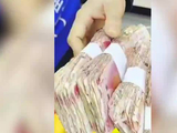 子女孝敬的钱花不完，老两口把15万现金埋地下：全发霉粘在一块