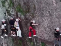 “浙江雁荡山飞拉达着火”视频疯传，当地回应：系虚假内容，相关视频已下架删除
