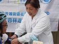 小哥有了“健康管家”，虹口多部门街道联动破解新就业群体异地就医难